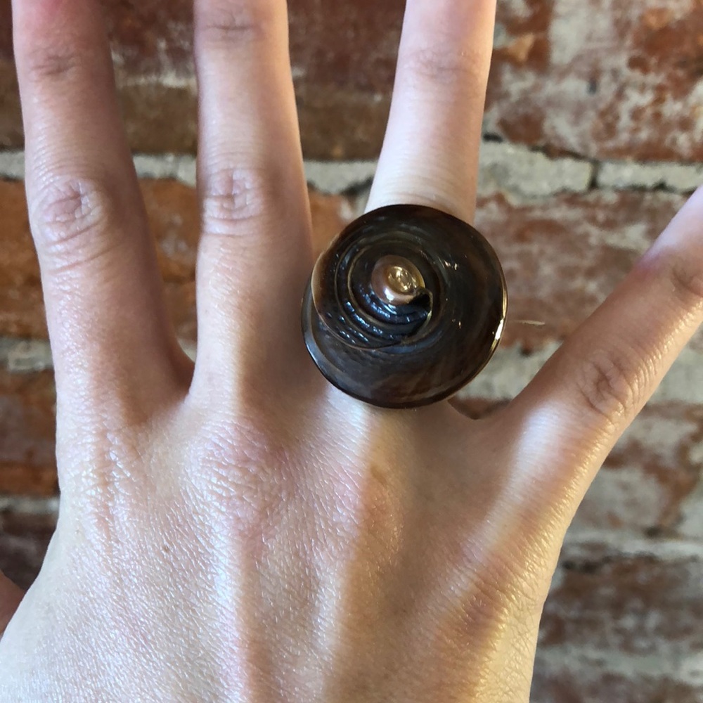 Seashell Ring - Picture 2 of 3